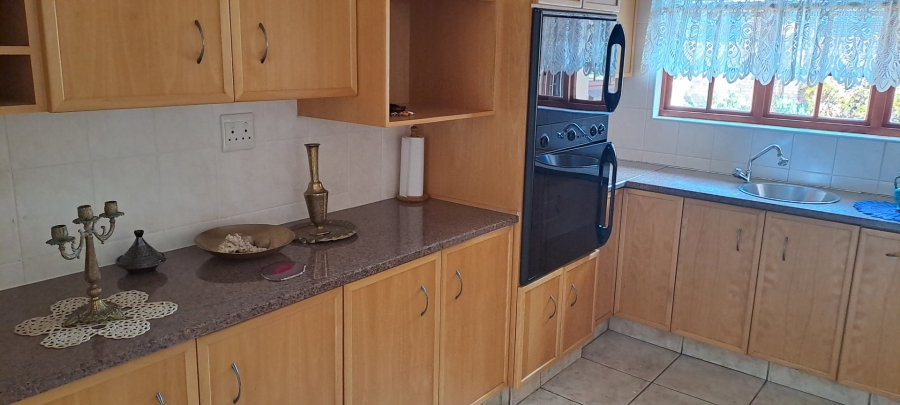  Bedroom Property for Sale in Wilkoppies North West